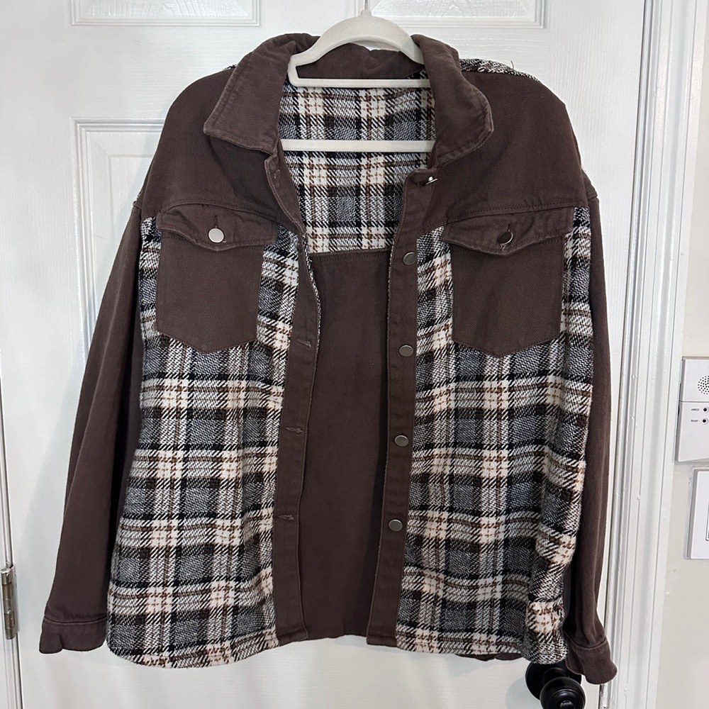 Brown and Cream shacket - Size XL